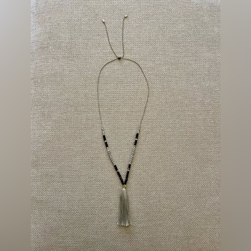 Francesca’s Collections Grey and Black Beaded Tassel Necklace
